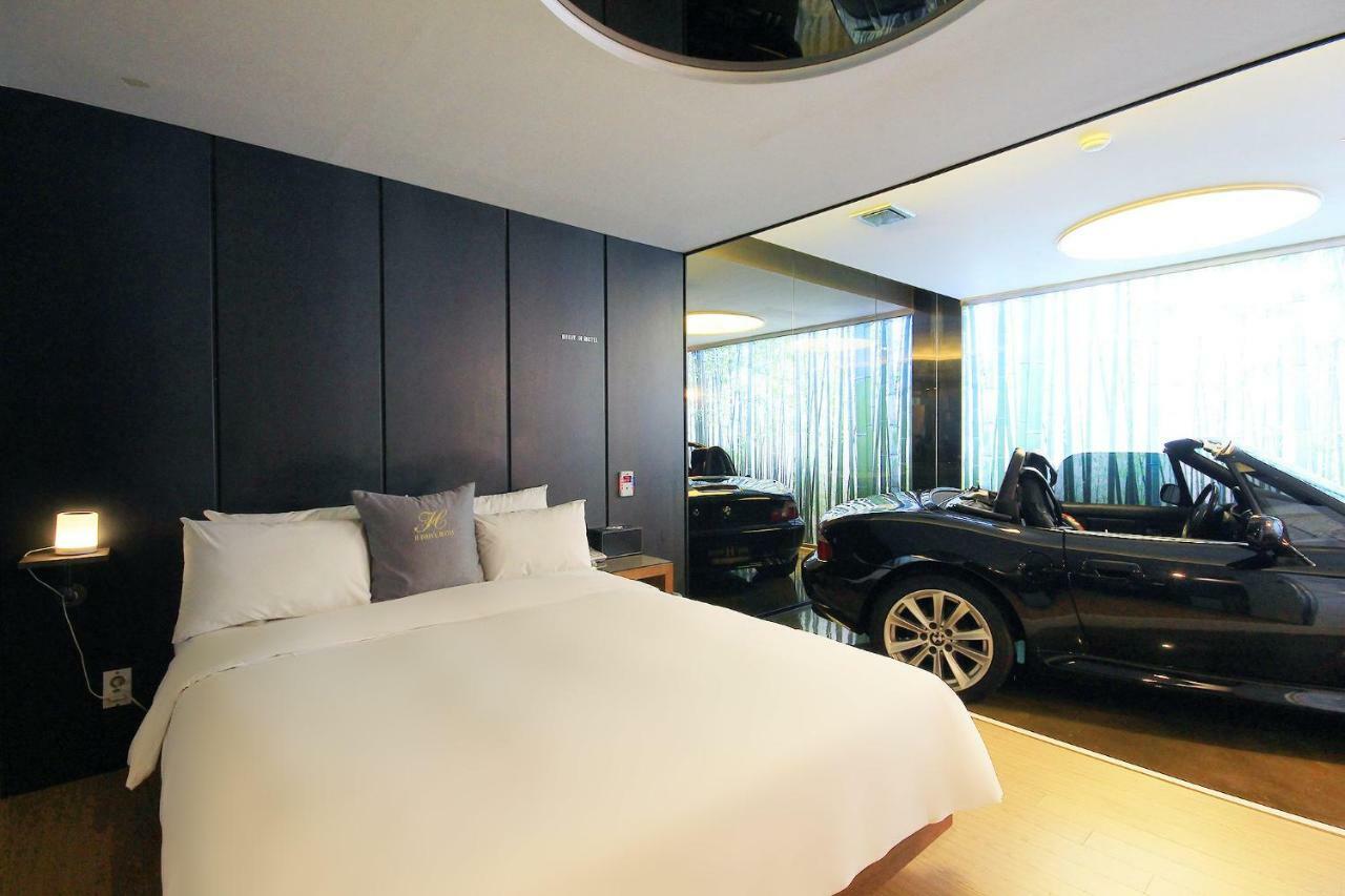 H Drive Hotel Iksan Esterno foto