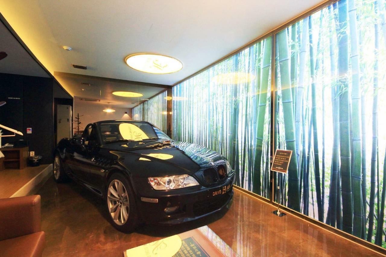 H Drive Hotel Iksan Esterno foto