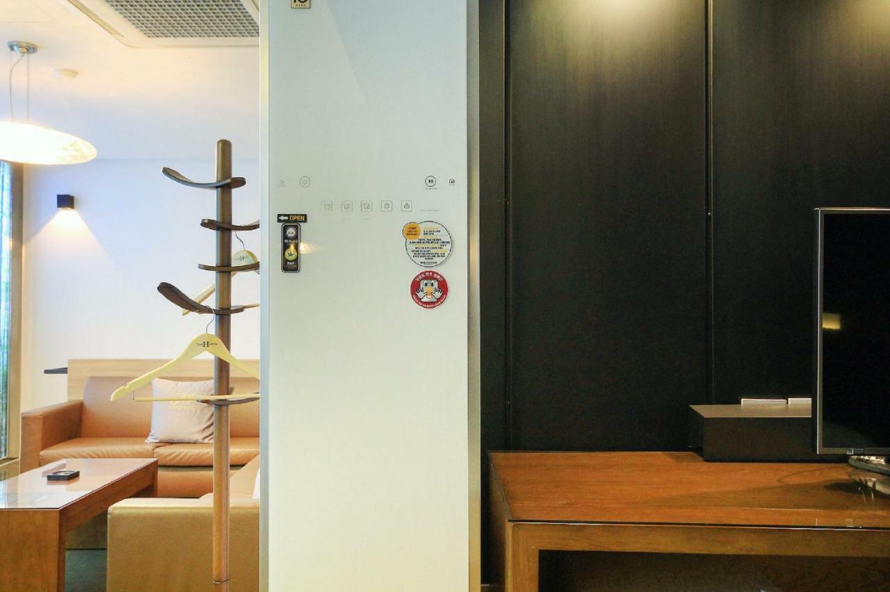 H Drive Hotel Iksan Esterno foto